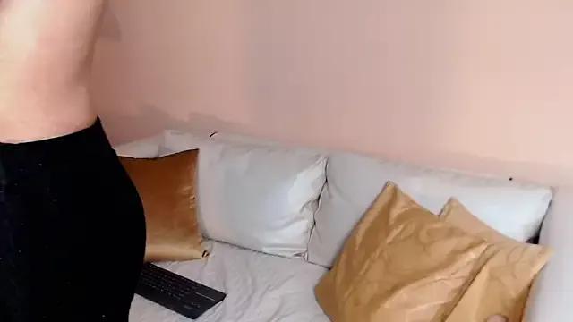 Lucian_Morel_S from StripChat is Freechat
