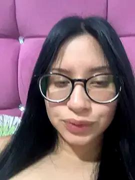 Try our girls live displays and explore the company of endless strippers, with beautiful physiques, vibrating toys and more.