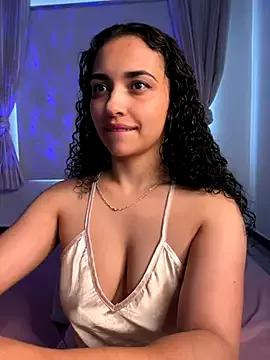 Try our girls live displays and explore the company of endless strippers, with beautiful physiques, vibrating toys and more.