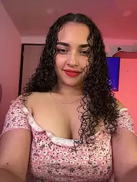 Try our girls live displays and explore the company of endless strippers, with beautiful physiques, vibrating toys and more.