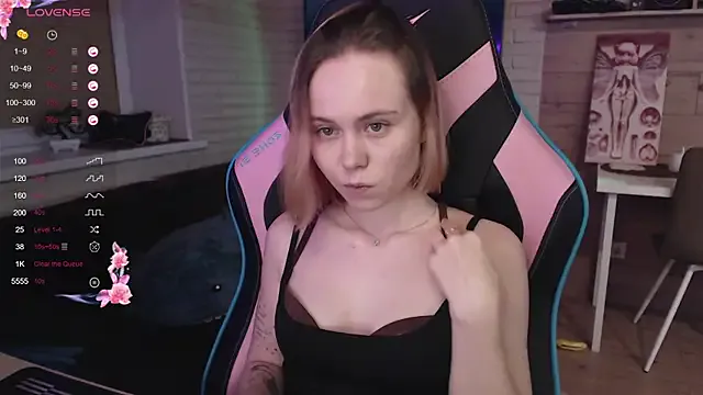 lucy_mirror — Hello I'm new, let's get acquainted clos