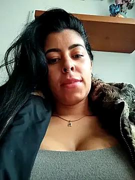 Try our girls live displays and explore the company of endless strippers, with beautiful physiques, vibrating toys and more.