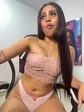 Try our girls live displays and explore the company of endless strippers, with beautiful physiques, vibrating toys and more.