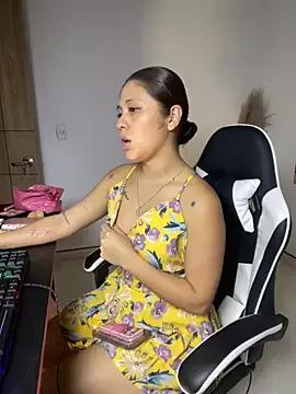 Lulu_Monroe from StripChat is Freechat