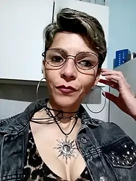 Try our girls live displays and explore the company of endless strippers, with beautiful physiques, vibrating toys and more.