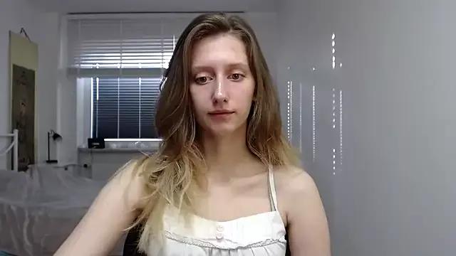 Try our girls live displays and explore the company of endless strippers, with beautiful physiques, vibrating toys and more.