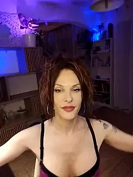 Try our girls live displays and explore the company of endless strippers, with beautiful physiques, vibrating toys and more.