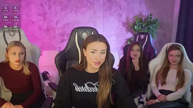 Try our girls live displays and explore the company of endless strippers, with beautiful physiques, vibrating toys and more.