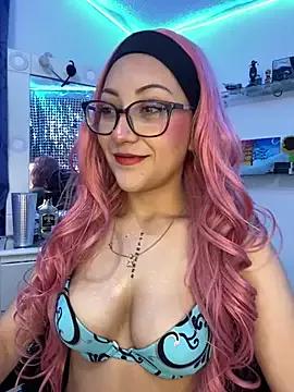 Try our girls live displays and explore the company of endless strippers, with beautiful physiques, vibrating toys and more.