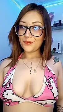 Try our girls live displays and explore the company of endless strippers, with beautiful physiques, vibrating toys and more.