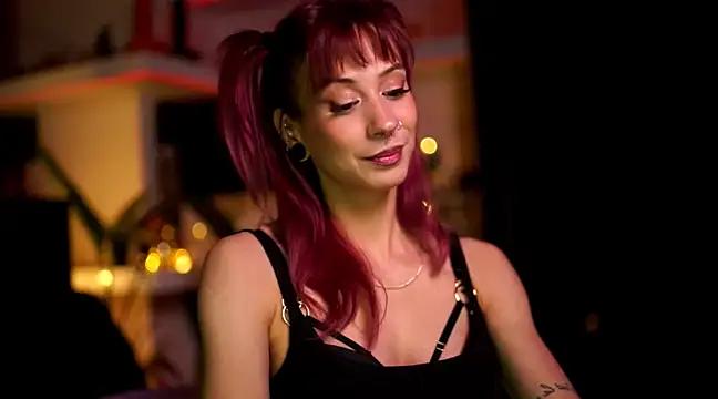 Try our girls live displays and explore the company of endless strippers, with beautiful physiques, vibrating toys and more.