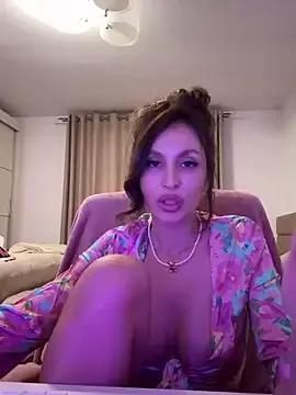 Try our girls live displays and explore the company of endless strippers, with beautiful physiques, vibrating toys and more.