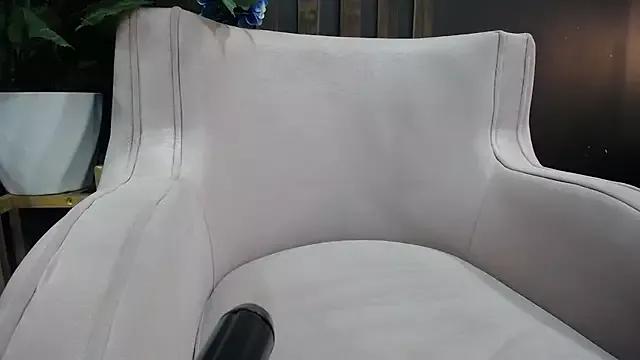 LUNACUTE01 from StripChat is Freechat