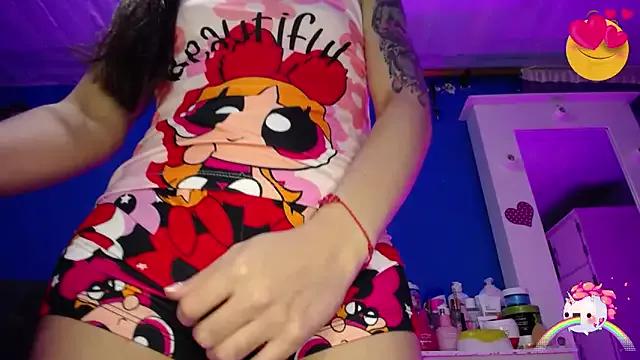 Try our girls live displays and explore the company of endless strippers, with beautiful physiques, vibrating toys and more.