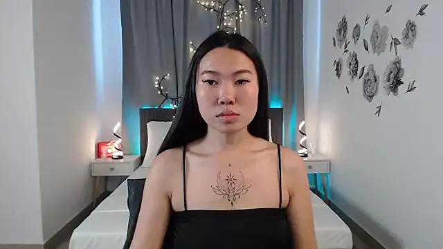 LunaPurrr from StripChat is Freechat