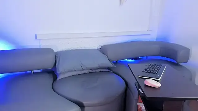 LunaQueen16 — sloppy blowjob I moan your name 