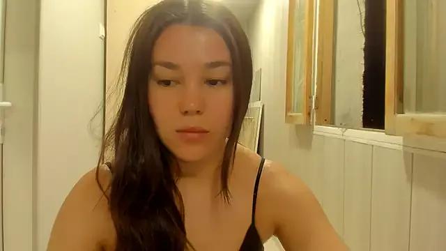 LunaXmii from StripChat is Freechat