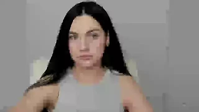 Try our girls live displays and explore the company of endless strippers, with beautiful physiques, vibrating toys and more.