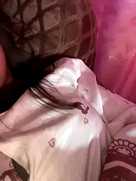 Lusi-sexy — I am a poor girl. Please help me.