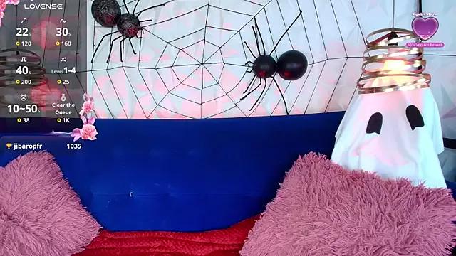 ly_lulu from StripChat is Freechat