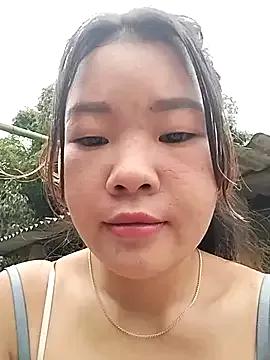 lylylove from StripChat is Freechat