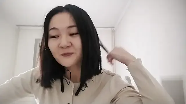 Lyndasilk — Would you like me to suck my dildo again