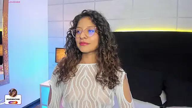 mac-sara from StripChat is Freechat