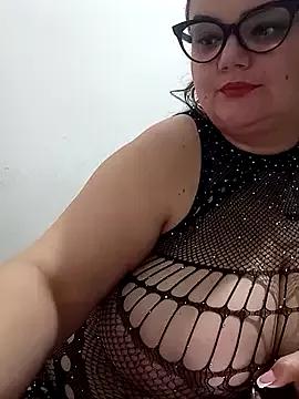 Try our girls live displays and explore the company of endless strippers, with beautiful physiques, vibrating toys and more.