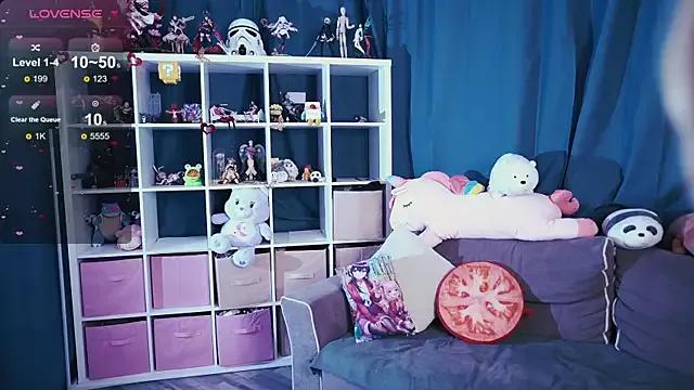 Try our girls live displays and explore the company of endless strippers, with beautiful physiques, vibrating toys and more.