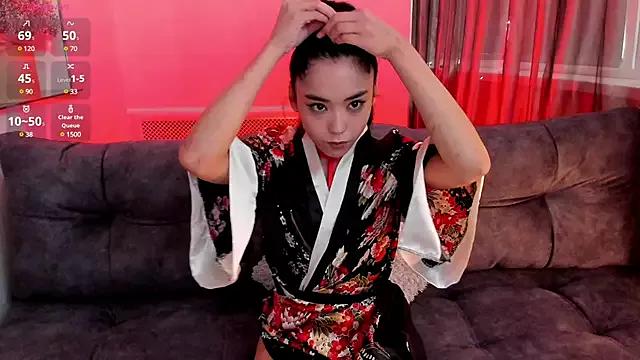 MaeAtwood from StripChat is Freechat