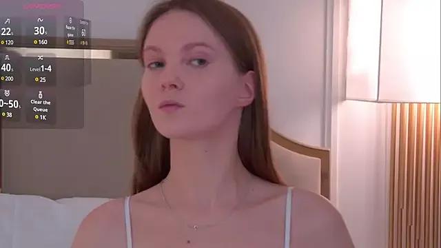 MaggieRoss from StripChat is Freechat