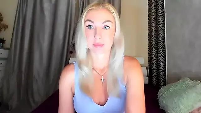 Magic__Around from StripChat is Freechat