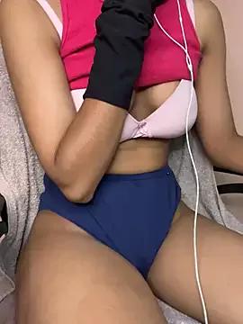 Try our girls live displays and explore the company of endless strippers, with beautiful physiques, vibrating toys and more.