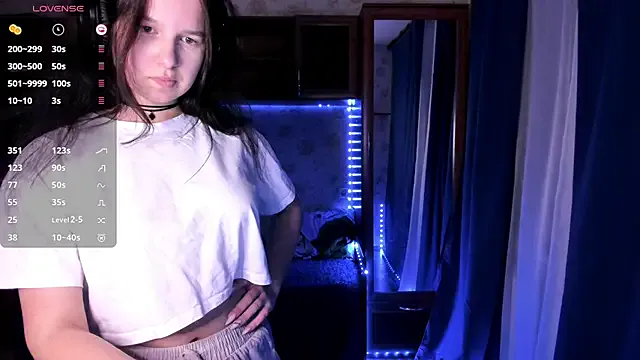 MandaDestiche — Pants off :)