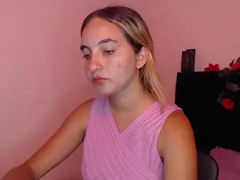 mandyy_petite from StripChat is Freechat