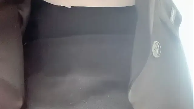 Maneki-nekoo on StripChat