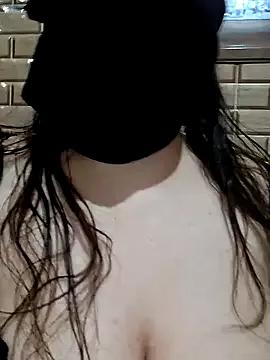 Manyoka-sexy from StripChat is Freechat