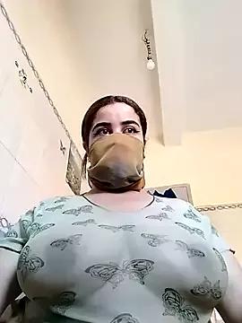 Maraamm from StripChat is Freechat