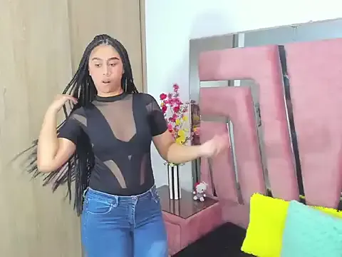 MaraKarly — fuck pussy, squirt