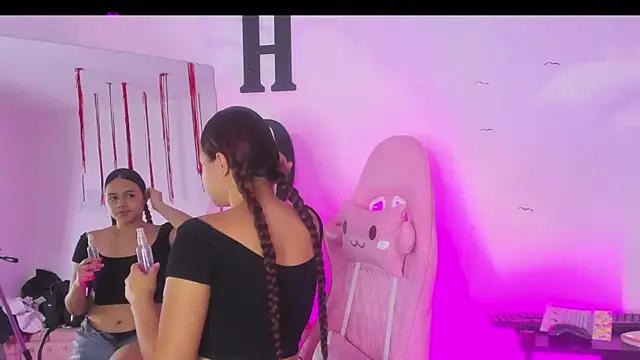 Try our girls live displays and explore the company of endless strippers, with beautiful physiques, vibrating toys and more.