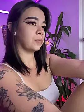 Try our girls live displays and explore the company of endless strippers, with beautiful physiques, vibrating toys and more.