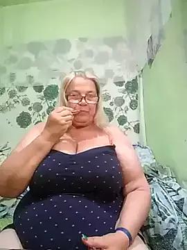 Try our girls live displays and explore the company of endless strippers, with beautiful physiques, vibrating toys and more.