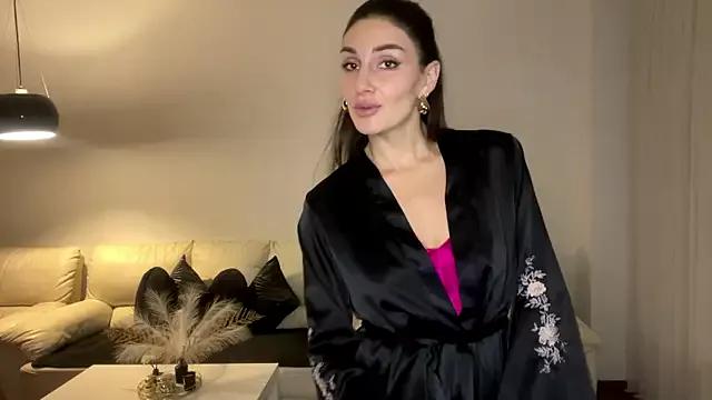 MargotDeVille from StripChat is Freechat