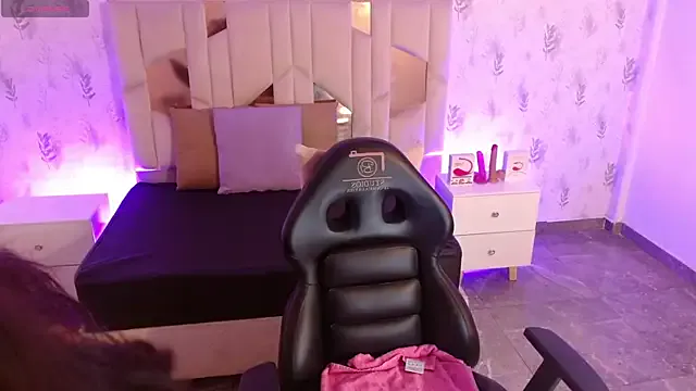 MARIANA_TAY1 — CONTROL LUSH 5 M+REMOVE PANTY+SHOW PUSSY