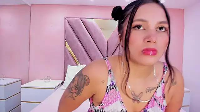 MarianaStar from StripChat is Freechat