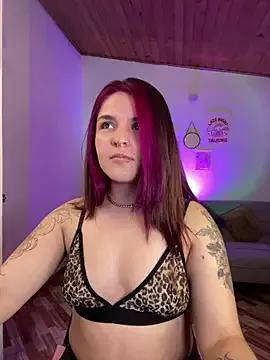 Try our girls live displays and explore the company of endless strippers, with beautiful physiques, vibrating toys and more.