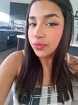 Try our girls live displays and explore the company of endless strippers, with beautiful physiques, vibrating toys and more.