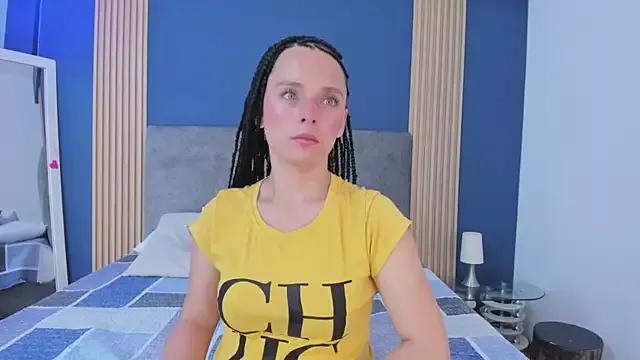 MartinaRizzi from StripChat is Freechat