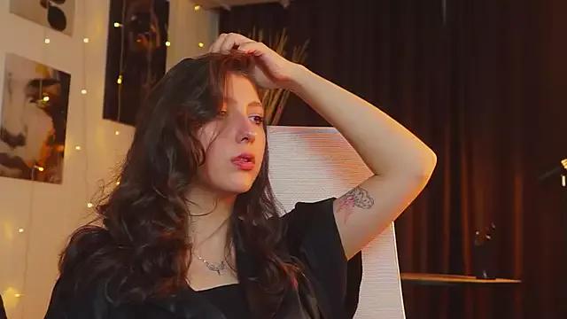 Try our girls live displays and explore the company of endless strippers, with beautiful physiques, vibrating toys and more.