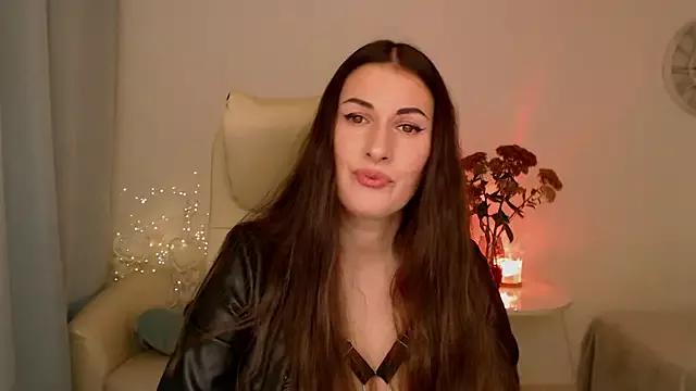 Try our girls live displays and explore the company of endless strippers, with beautiful physiques, vibrating toys and more.